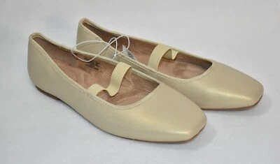 Old Navy Shoes Gold  Size 8 Ballet Flats Women's - Image 1 of 4