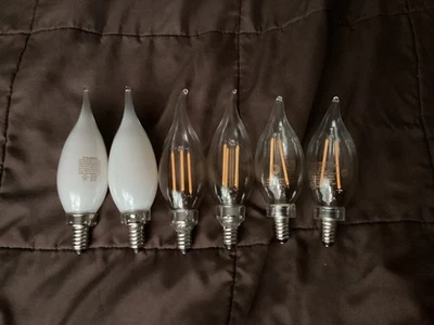 Bundle of 6 Candelabra LED light bulbs (4 Sylvania 350LM, 2 GE 300LM) - Image 1 of 4