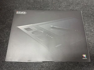 Wacom Intuos4 PTK640 Medium Pen Tablet – cyfrowa podkładka rysunkowa RFB - Zdjęcie 1 z 4