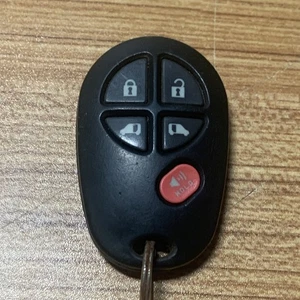 OEM TOYOTA Key Keyless Entry Remote Fob ASSEMBLY 5 button GQ43VT20T - Picture 1 of 4