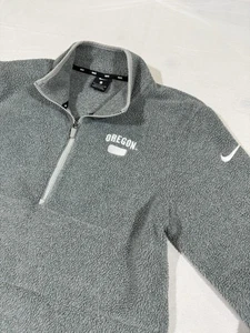 Nike Oregon Ducks 1/4 Zip Fleecepullover Herren klein grau Handtasche DC2518-050 - Bild 1 von 9