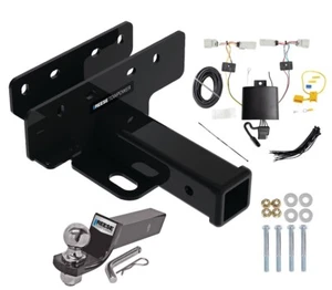 Enganche de remolque Reese para Ford Bronco 21-25 con luces traseras LED con cableado bola de 2" - Imagen 1 de 5