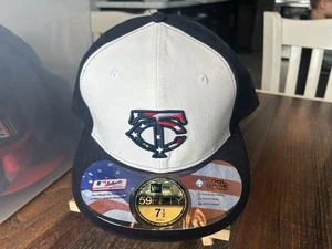 Minnesota Twins 59fifty New Era Estrella y Rayas 7 1/2 Equipado 4 de Julio Nuevo - Imagen 1 de 3