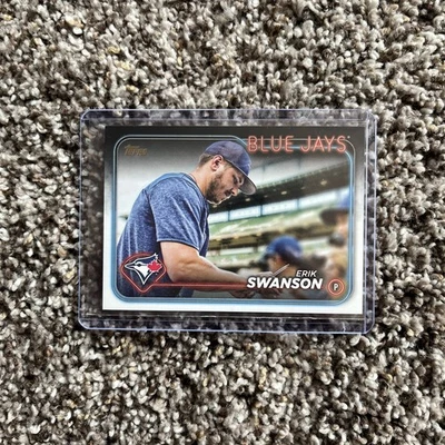 2024 Topps Update Golden Mirror Image Variation # US312 Erik Swanson - Image 1 of 2