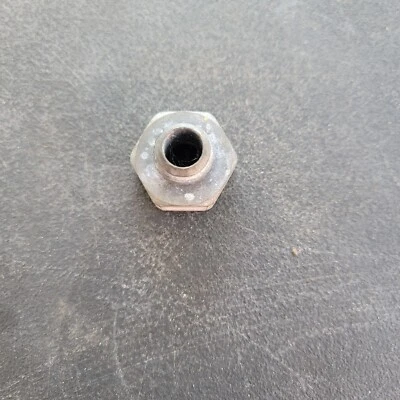 8AN Nitrous Oxide Bottle Nut - Image 1 of 3