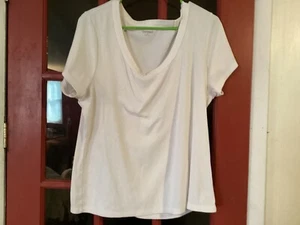 Old Navy White Scope Neck Shirt Size XXL - Picture 1 of 1