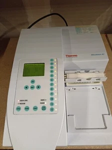 Lave-microplaque Thermo Electron Wellwash AC 870 - Imagen 1 de 8