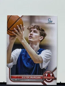 2022 Topps Bowman University #20 Victor Muresan 1st Bowman Base - Bild 1 von 2