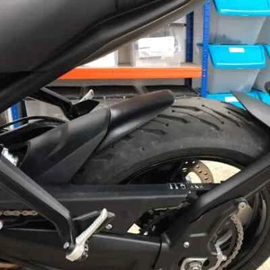 Heck Kotflügel Hugger Verlängerung Matt Schwarz für Triumph Trident 660 2021 - 2024 - Bild 1 von 3