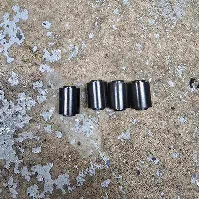 Espaciadores de riel de combustible Lexus SC400/SC430/GS400/GS430 OEM 1UZ, 2UZ, 3UZ Foto 1 de 2