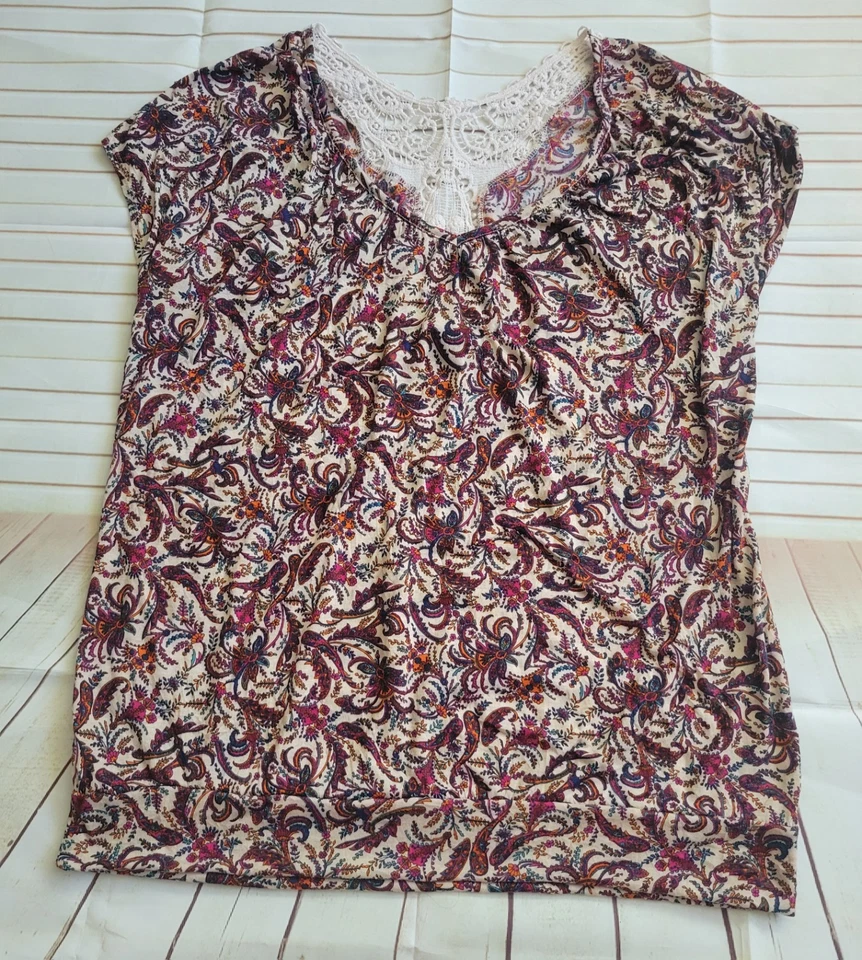 Top de mujer Faded Glory talla XL (16-18) colorido cachemir manga corta  Foto 1 de 4