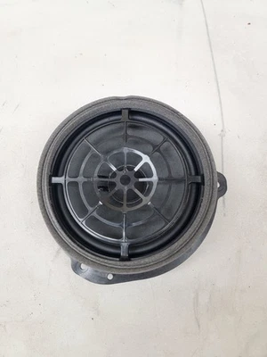 Altavoz woofer puerta trasera AUDI S4 A4 2018-2024 OEM 8W5.035.411.A Foto 1 de 4