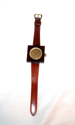 vintage relógio mecânico suíço Lucerna mostrador dourado marrom tartaruga - Imagem 1 de 4