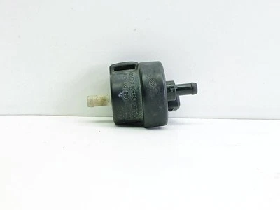 Válvula de vacío Volkswagen Passat B5 1997 gasolina 92kW 058133459 UST123604 Foto 1 de 4