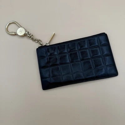 Tarjetero vintage Chanel piel de cordero negro barra de chocolate llave Cles *pieza de proyecto* Foto 1 de 4