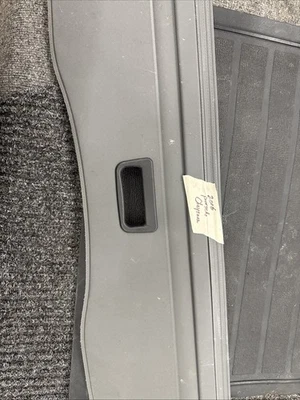 Cubierta de maletero gris Porsche Cayenne 2003-2010 Foto 1 de 4