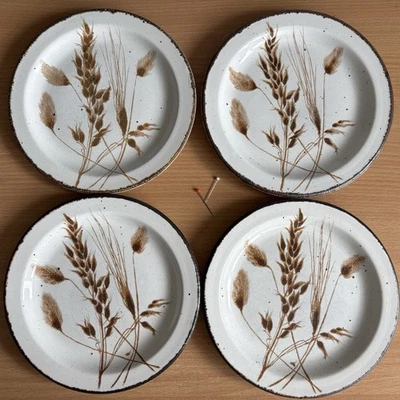 70s Vintage Wedgewood Stonehenge Midwinter Wild Oats Set of 4 tea plates  18cm - Image 1 of 3
