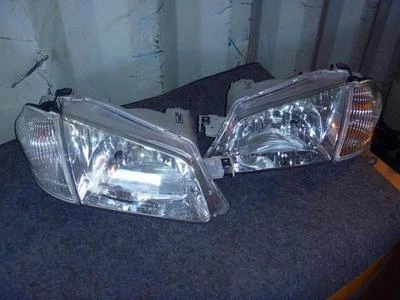 Оригинальный комплект угловых галогенных фар JDM 98-02 Mazda Familia Protege Protege5 - Изображение 1 из 2