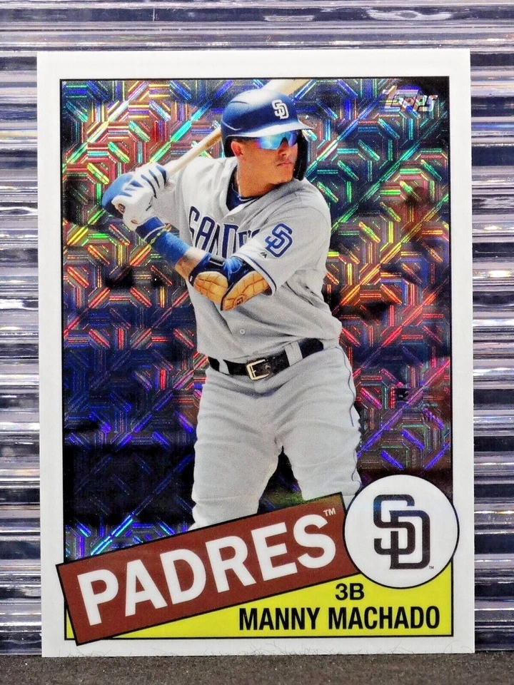 Manny Machado 2020 Topps Chrome #85C-32 1985 Redux Silver Pack Mojo Refractor - Image 1 of 3