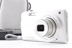Nikon Coolpix S3300 Crystal Silver w/Case Exc+5 Compact Digital Camera Y0196 - Picture 1 of 19