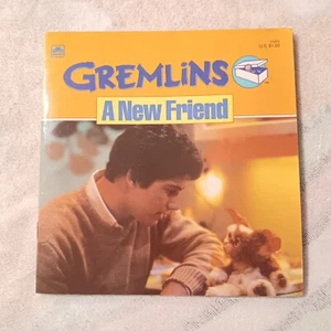 Gremlins - A New Friend - Vintage Paperback Golden Book - 1984 - Picture 1 of 3