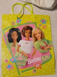 Vintage Hallmark Barbie Gift Bag 12" x 10.5" - Picture 1 of 3
