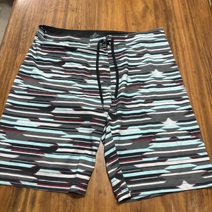 Prana Mountain Aztec Performance Boardshorts Badehose Herren 38 Schwimmen - Bild 1 von 7