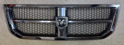 2008-2011 Dodge Dakota Chrome Grille & Emblem - OEM - 55112227AC - Image 1 of 4