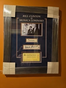 Pres. Bill Clinton Monica Lewinsky  17.5" X  21.5" Framed Photo PSA  Autographed - Bild 1 von 4
