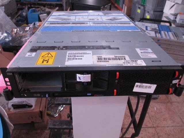 IBM pSeries System P5 9110-510 with 1x PSU & 2GB (4x 512MB) & Fiber Cards - Image 1 of 1