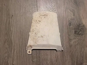 1995 - 1998 98 Honda CBR600F3 Center Tail Faring Rear White Used Broken Tabs - Picture 1 of 14