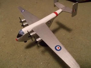 Built 1/200: British BLACKBURN BEVERLEY Transport Aircraft RAF - Picture 1 of 1