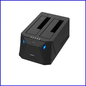 Compact USB 3.0 Hard Drive Docking Station with Cloning for Easy Data Transfer - Picture 1 of 9
