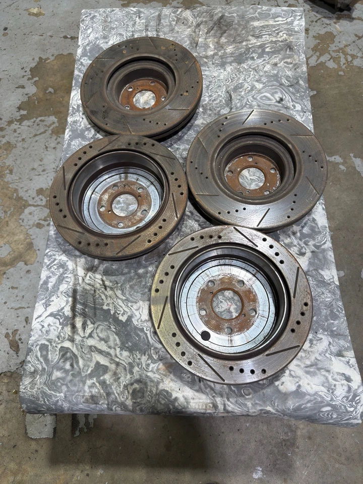 Juego de rotores perforados y ranurados 13-20 Subaru BRZ Scion FRS Toyota 86 GT Foto 1 de 3