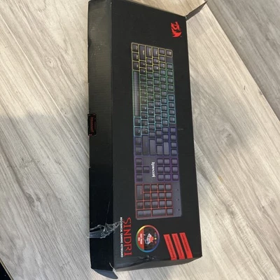 Redragon Mechanical Keyboard RGB & US Layout Gaming Keyboard 104 Keys OLED K671 - Image 1 of 4