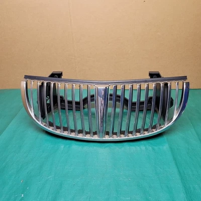 1998-2002 Lincoln Town Car Front Upper Grill Chrome W/Emblem OEM XW13-8200-AA - Image 1 of 4