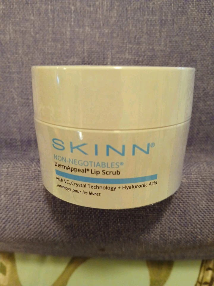 Exfoliante labial Skinn no negociable DermAppeal Foto 1 de 2
