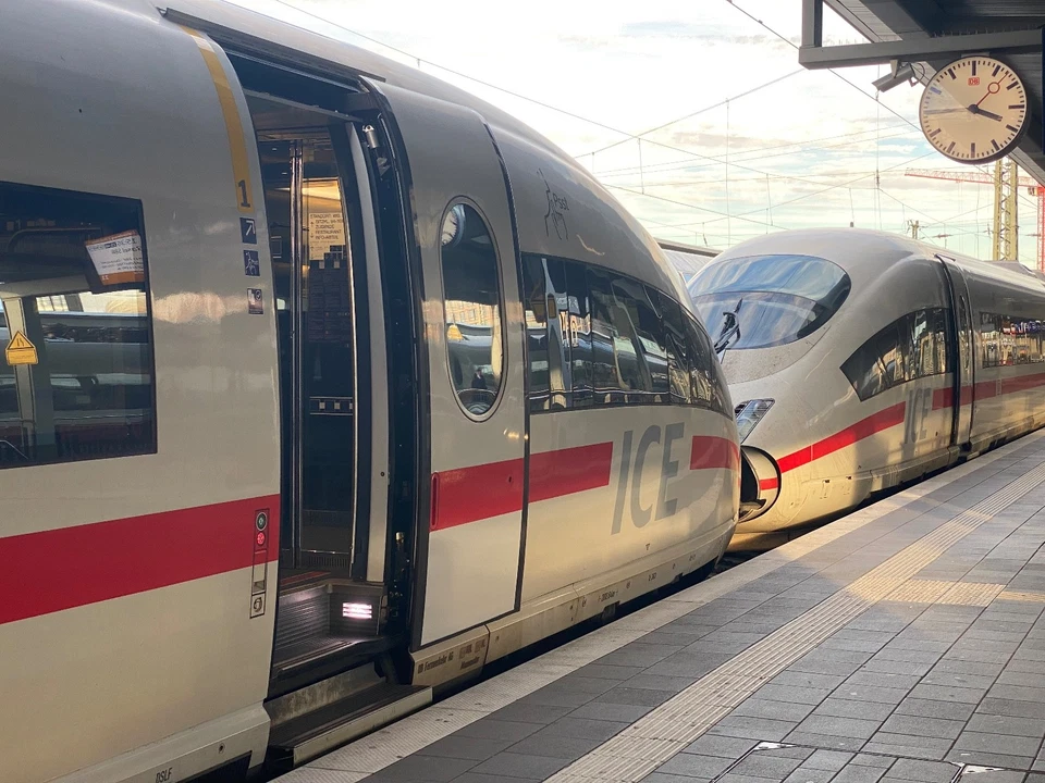 Deutsche Bahn Gutschein Freifahrt Flex 2. Klasse digitales Ticket Hin- und Rück! - Bild 1 von 1