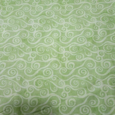 Licuadora verde tonal Essentials BTY Swirly Scroll impresiones Wilmington Foto 1 de 3