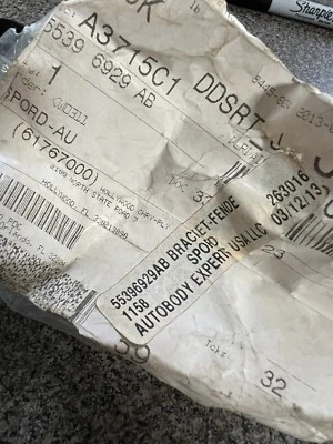 2007-2011 道奇 Nitro Fender 安装前制动器 LH 原始设备制造商 553929AB / 3-C — 第 1/3 张图片