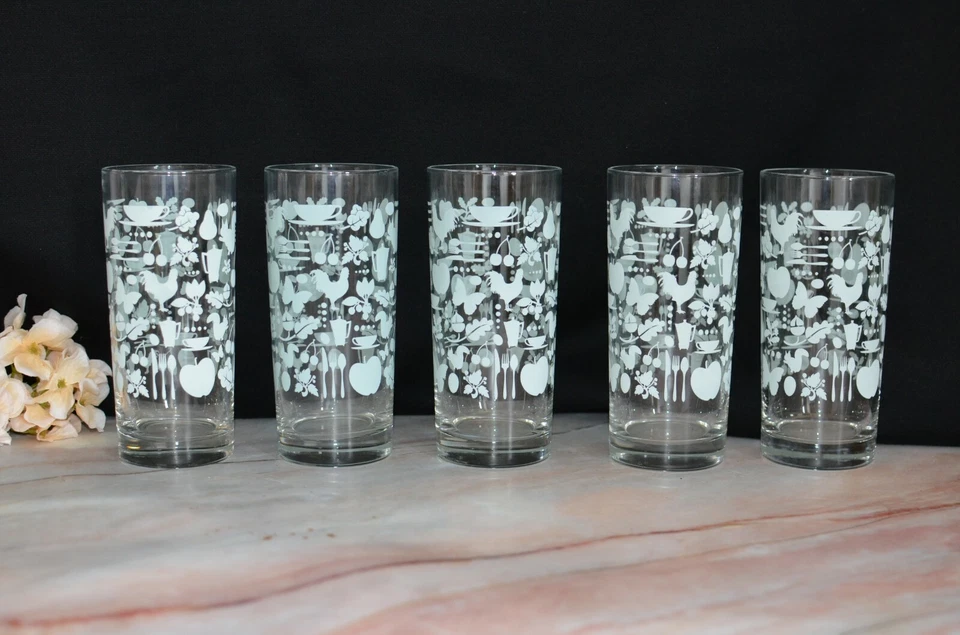 Set of 5 Blue and Clear Glass Tumblers Kitchen/ Farm Design/ Squirrel, Apples - Image 1 of 4