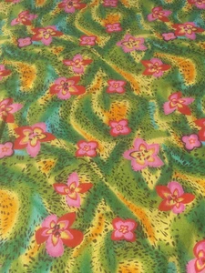 Tessuto cotone stampa animalier floreale tropicale ~ verde rosa giallo acqua 5 iarde e 32" - Foto 1 di 4