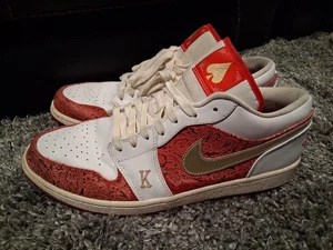 Größe 13 - Nike Air Jordan 1 Low SE Spades DJ5185-100 - KOSTENLOSER VERSAND - Bild 1 von 7