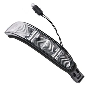Yellow Right Door Mirror Indicator Light for Mercedes For Benz W164 A1648200621 - Picture 1 of 8