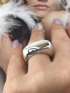 Large Modern Sterling Silver Mother Of Pearl Ring Sz 7.5 GUESS COLLECTION - Picture 1 of 12