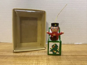Vintage Country Antique Christmas Ornament Jack in the Box - Bild 1 von 4