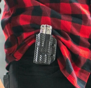 Clip & Carry Copertura supporto guaina Kydex per strumento multiutensile LEATHERMAN FREE P2 - Foto 1 di 15