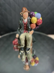 VTG ROYAL DOULTON THE BALLOON MAN FIGURINE HN 1954, 838448 - Picture 1 of 15
