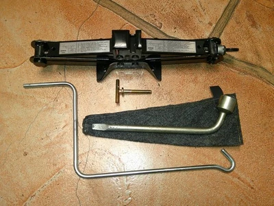 90-05 MAZDA MX-5 MIATA JACK AND LUG WRENCH SET, OEM, 2002 - Image 1 of 2