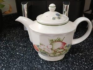 CHURCHILL VICTORIAN ORCHARD TEAPOT - Picture 1 of 4
